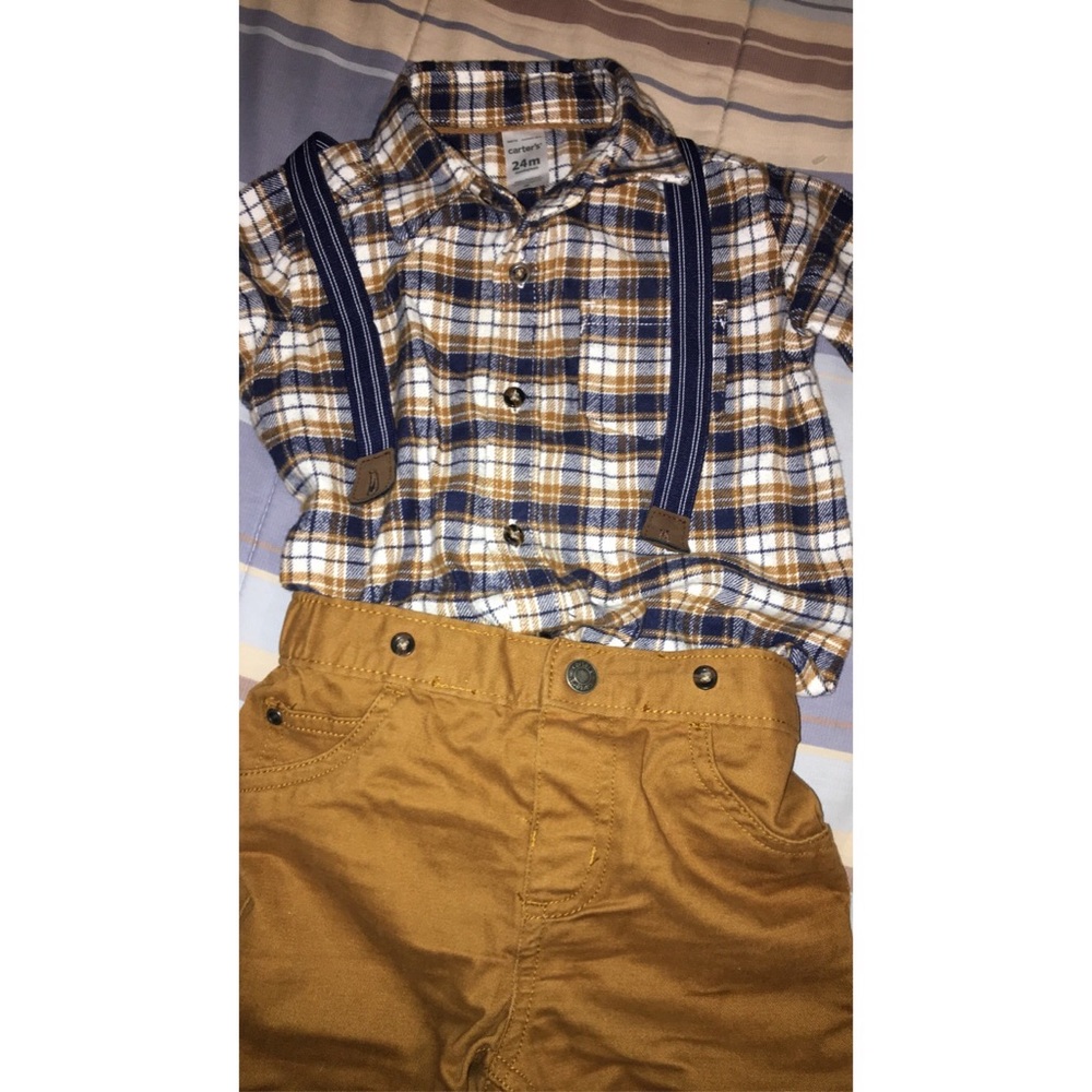 Baby boy outfit from carters